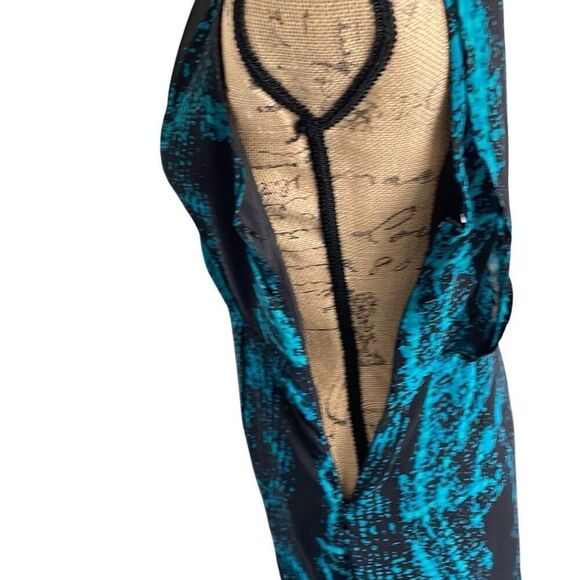 EUC Forever21 Black Turquoise Sleeveless Faux Wrap Crepe Dress Size XS - Picture 7 of 11
